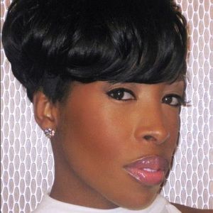 Meet your Posher, Diana